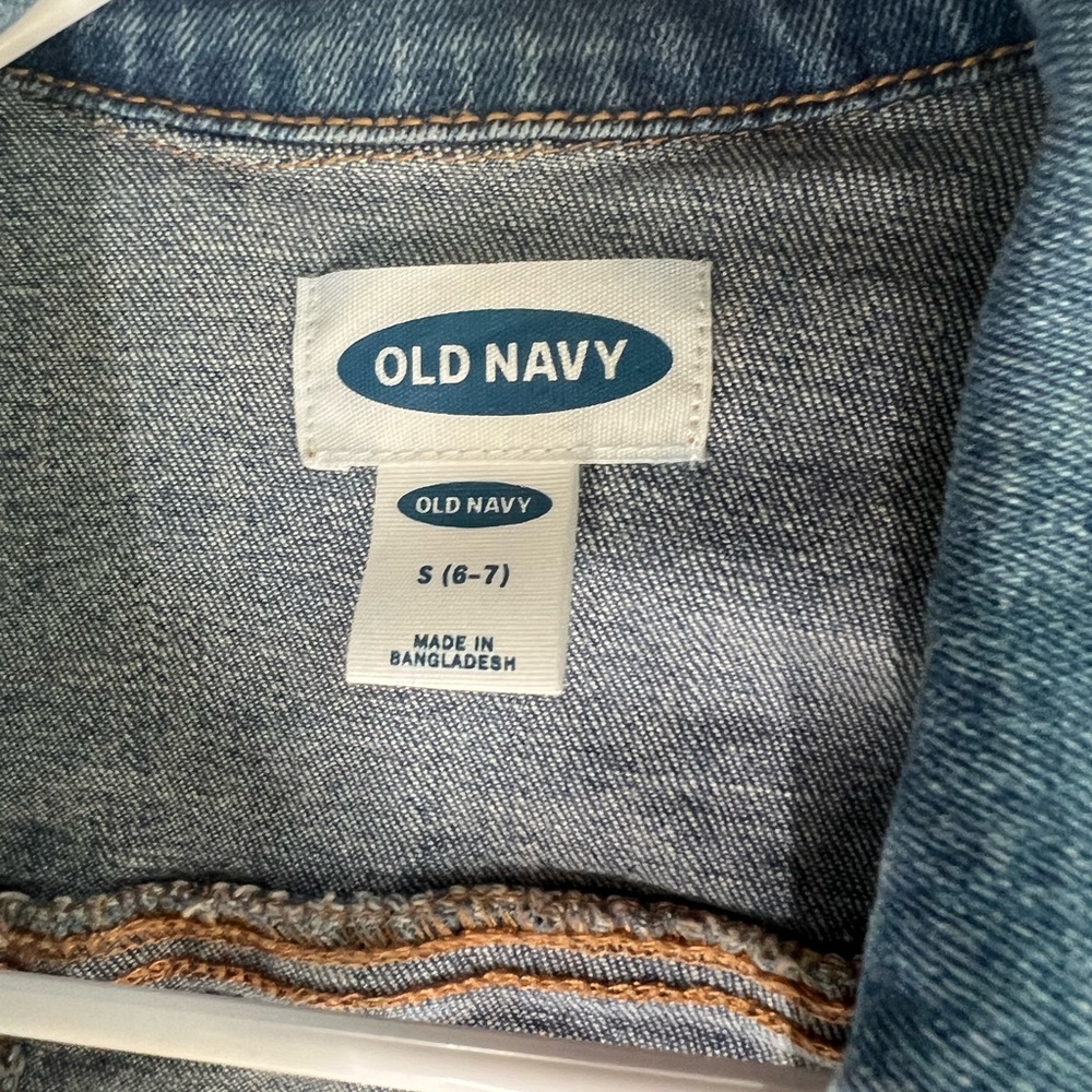 Old Navy Classic Blue Jean Jacket - Picture 4 of 7